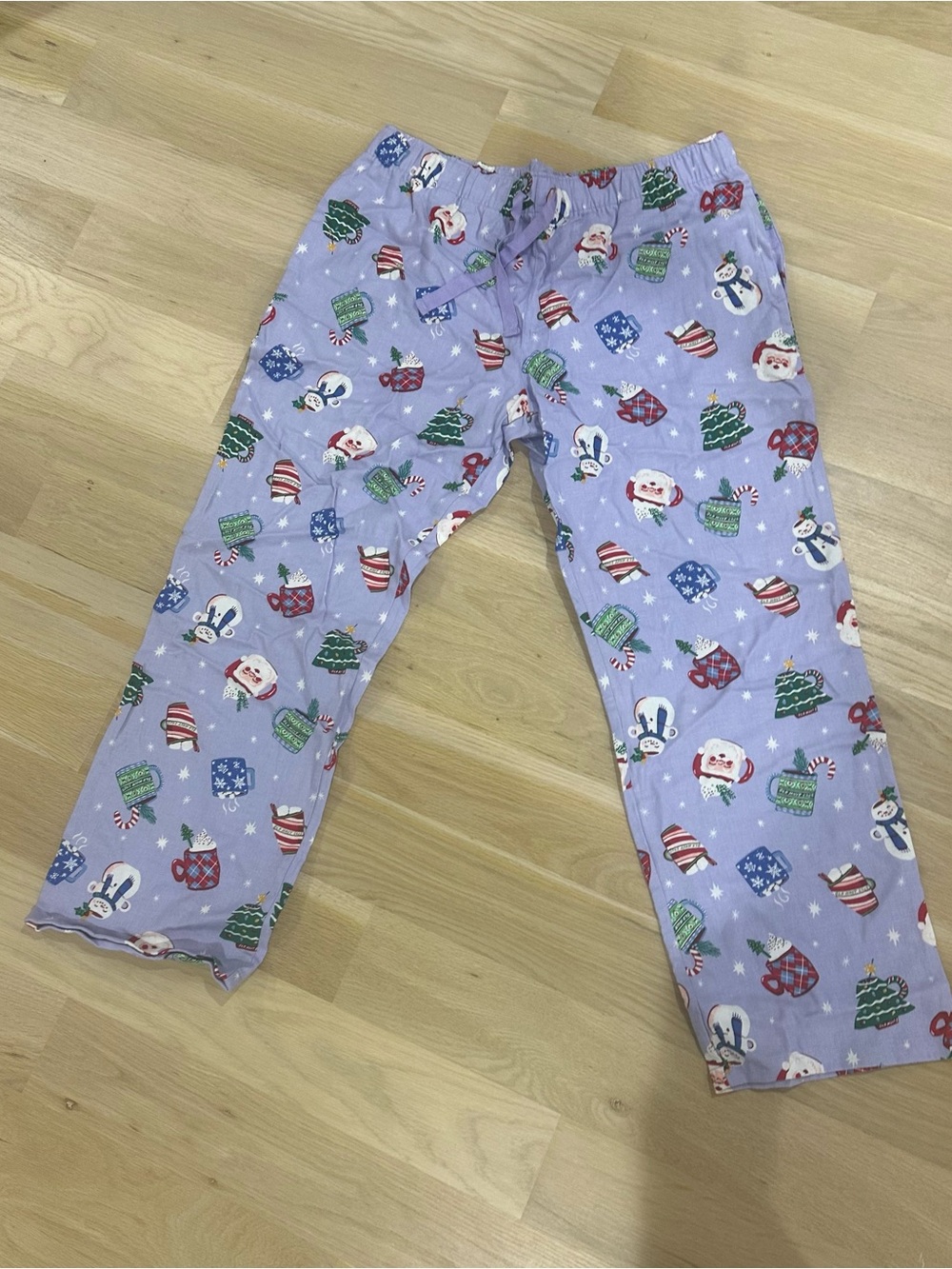 Old Navy Lavender Holiday Santa Print Pajama Bottoms with Red & Green Accents L